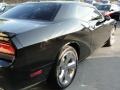 Pitch Black - Challenger R/T Plus Photo No. 11