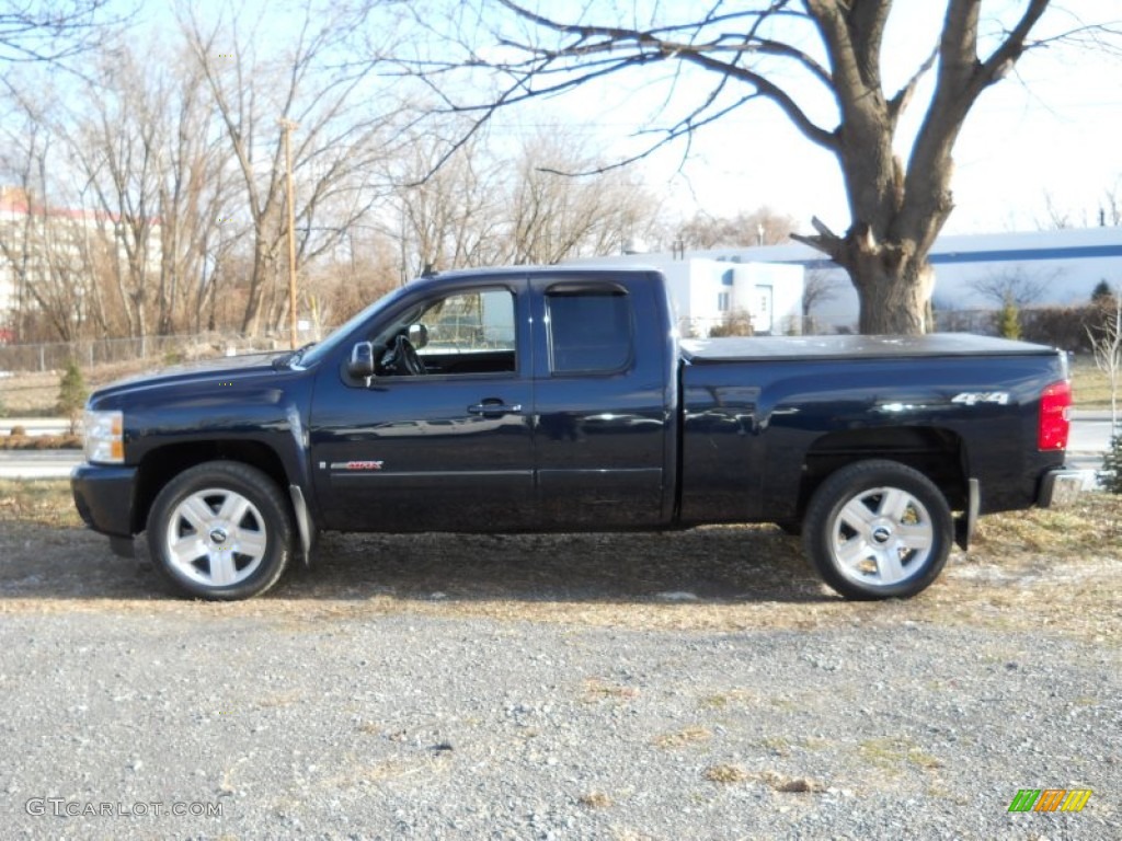 Dark Blue Metallic 2007 Chevrolet Silverado 1500 LTZ Extended Cab 4x4 Exterior Photo #59167313