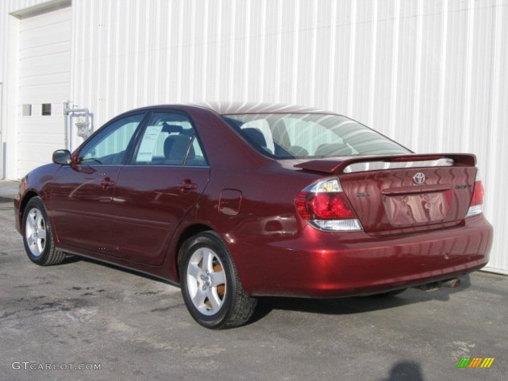 2005 Camry SE - Salsa Red Pearl / Dark Gray photo #7