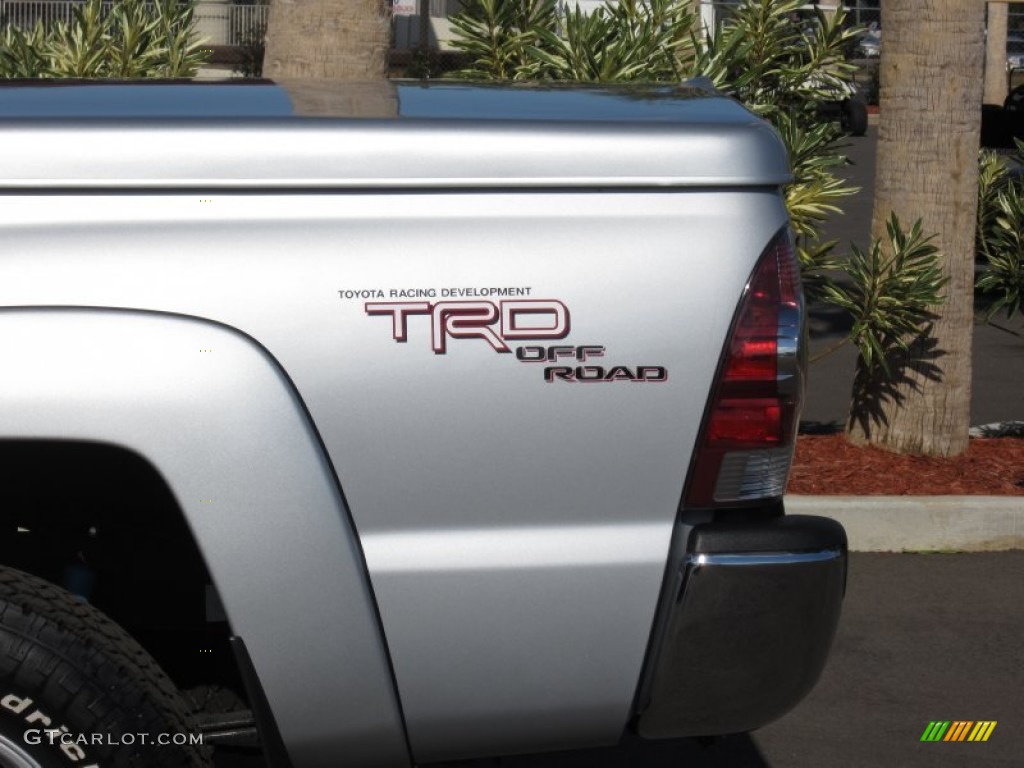 2011 Toyota Tacoma V6 TRD PreRunner Double Cab Marks and Logos Photos