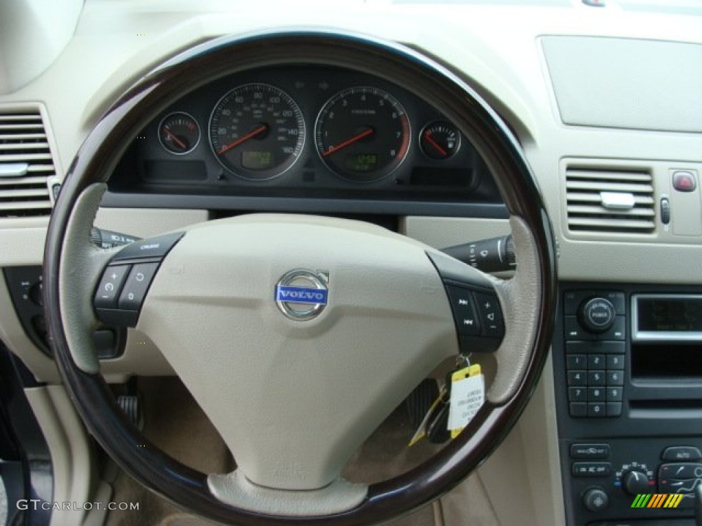 2004 Volvo XC90 T6 AWD Taupe/Light Taupe Steering Wheel Photo #59175787