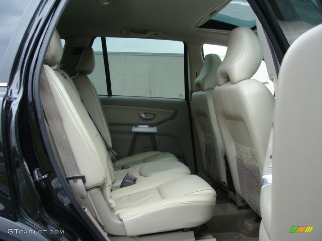 Taupe/Light Taupe Interior 2004 Volvo XC90 T6 AWD Photo #59175863