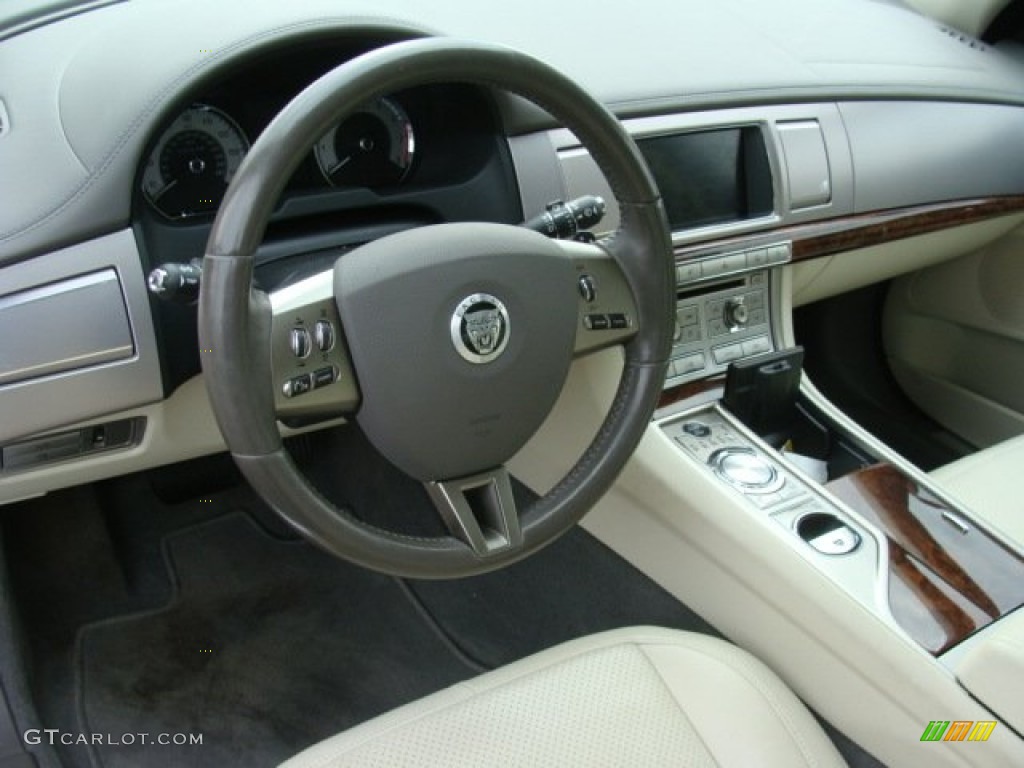 2009 Jaguar XF Luxury Ivory/Oyster Dashboard Photo #59177034