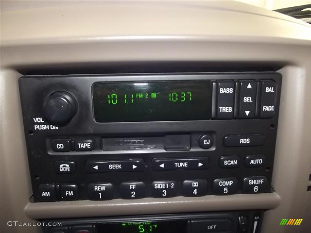 2002 Ford F150 Lariat SuperCrew Audio System Photo #59177729