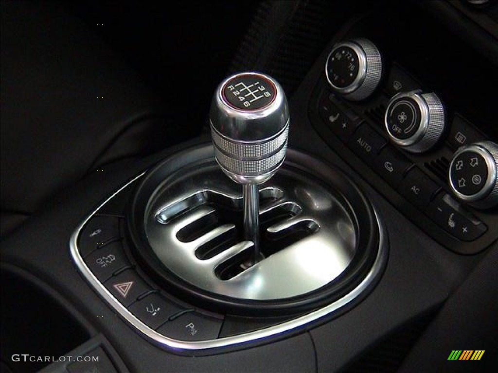 2011 Audi R8 Spyder 5.2 FSI quattro 6 Speed Manual Transmission Photo #59178774