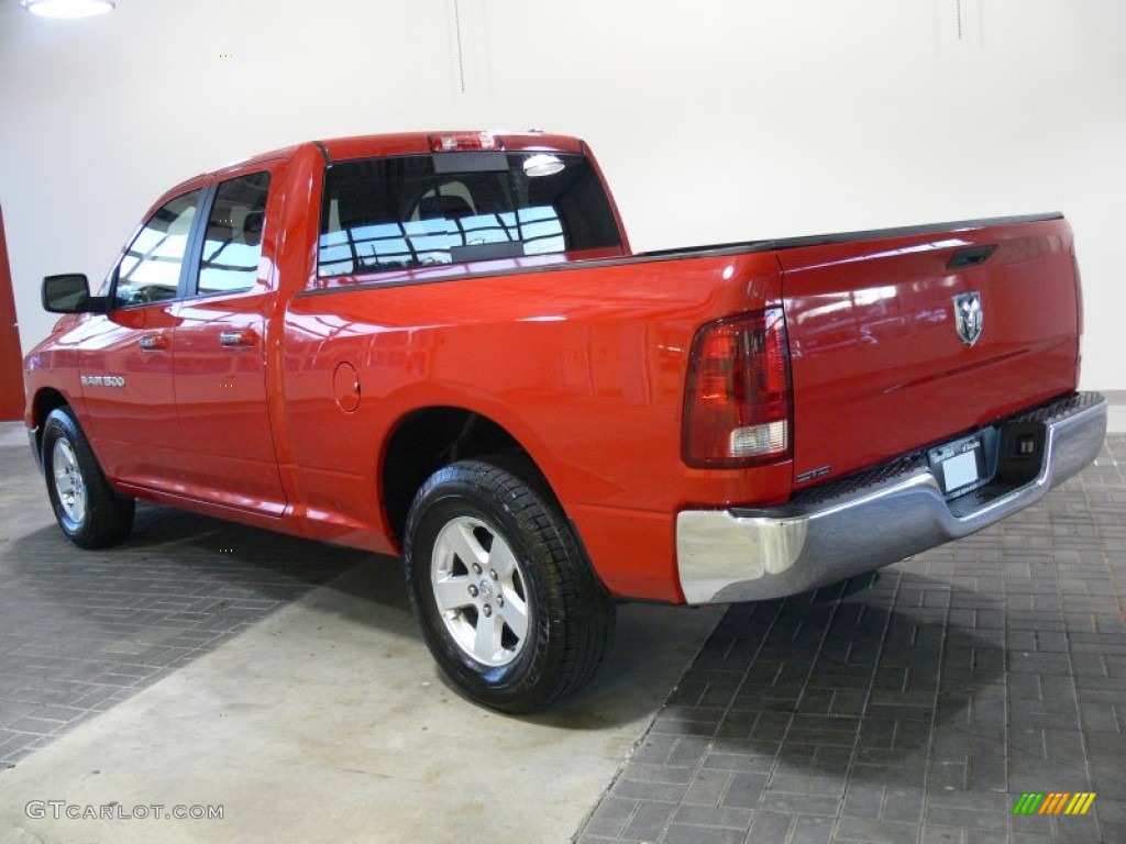 2011 Ram 1500 SLT Quad Cab - Flame Red / Dark Slate Gray/Medium Graystone photo #3