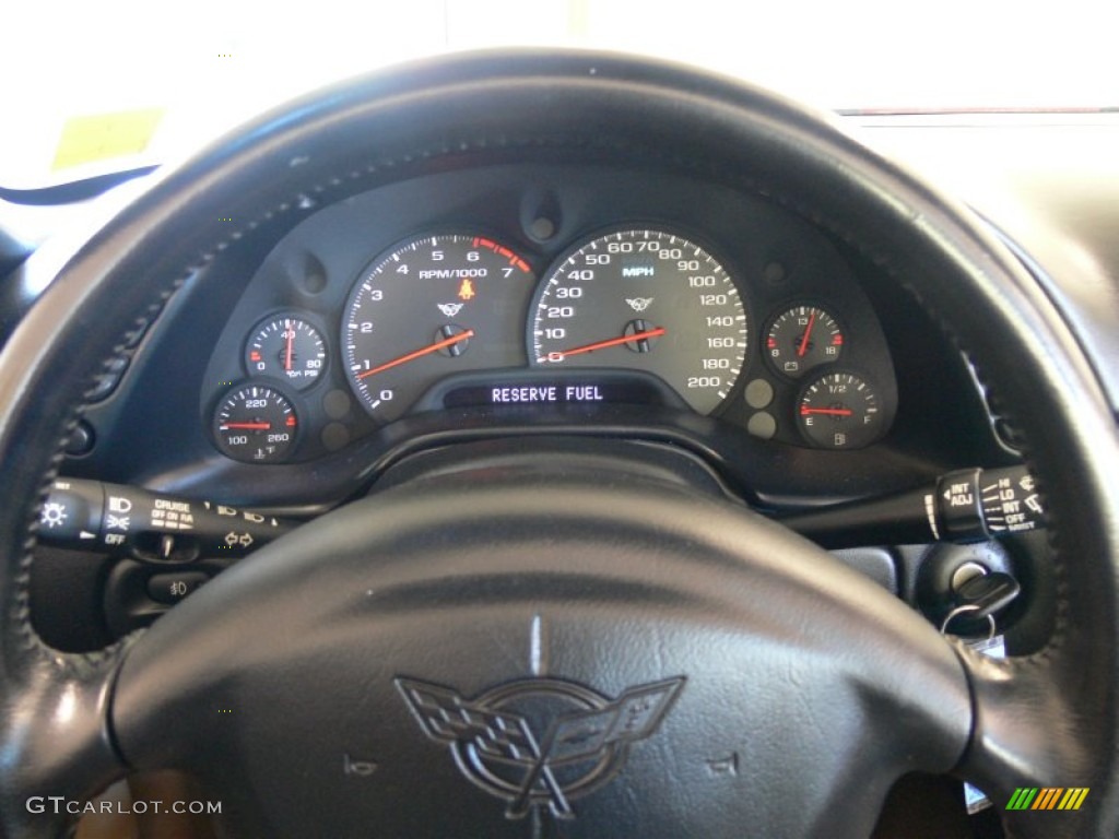 2000 Corvette Coupe - Magnetic Red Metallic / Light Oak photo #22