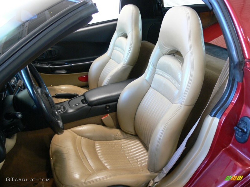 2000 Corvette Coupe - Magnetic Red Metallic / Light Oak photo #28