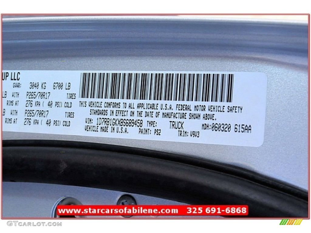 2011 Ram 1500 ST Quad Cab - Bright Silver Metallic / Dark Slate Gray/Medium Graystone photo #12