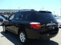 Black - Highlander 4WD Photo No. 4