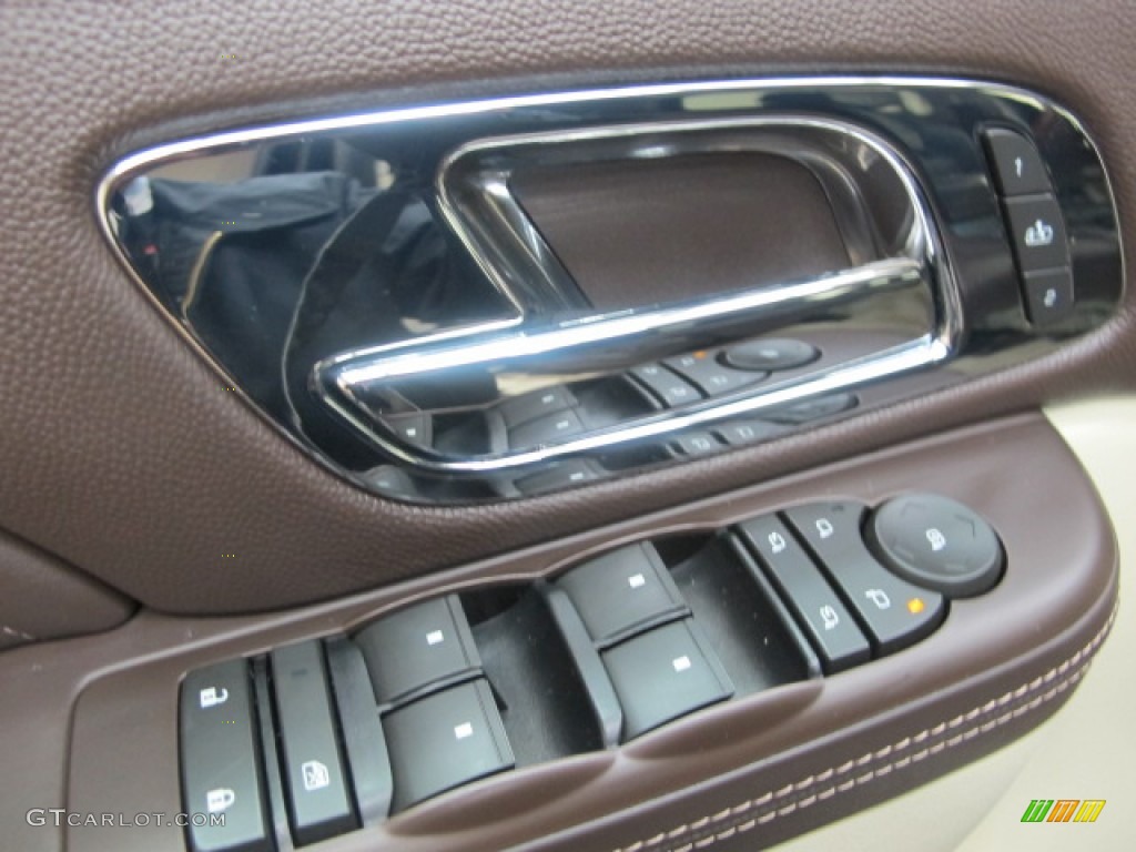 2010 Cadillac Escalade Platinum AWD Controls Photo #59202476