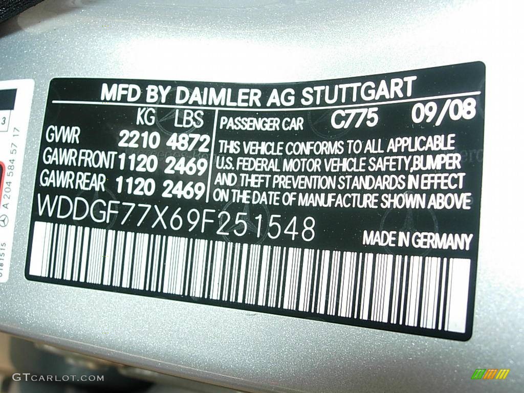 2009 C 63 AMG - Iridium Silver Metallic / Black AMG Premium Leather photo #9