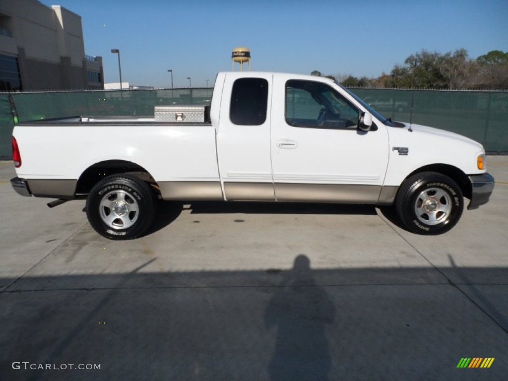 2002 F150 XLT SuperCab - Oxford White / Medium Parchment photo #2