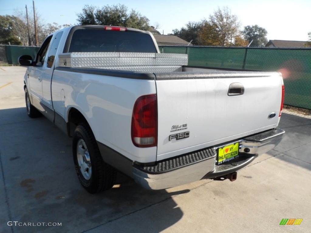 2002 F150 XLT SuperCab - Oxford White / Medium Parchment photo #5