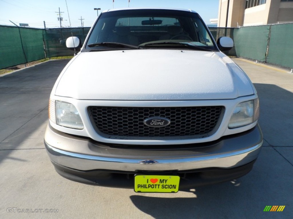 2002 F150 XLT SuperCab - Oxford White / Medium Parchment photo #8