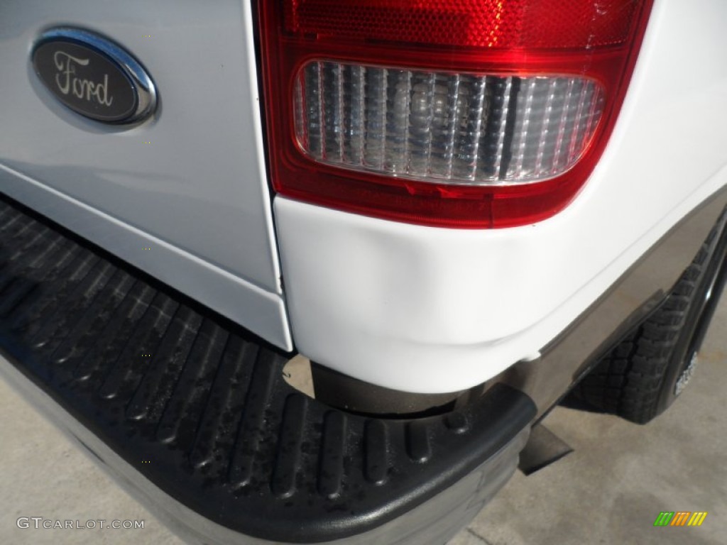 2002 F150 XLT SuperCab - Oxford White / Medium Parchment photo #18