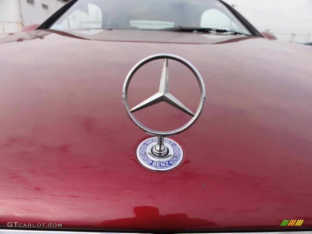 1999 Mercedes-Benz CLK 320 Convertible Marks and Logos Photos