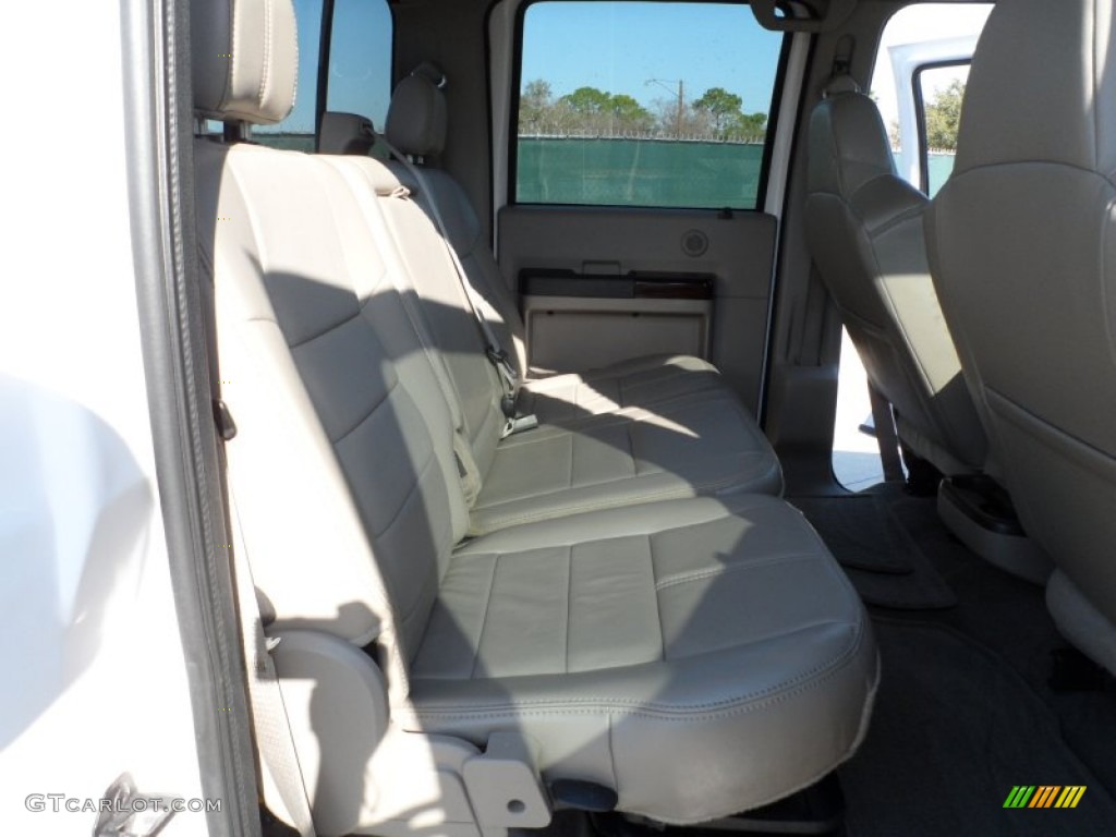 2010 F350 Super Duty Lariat Crew Cab 4x4 Dually - White Platinum Metallic Tri-Coat / Medium Stone photo #24