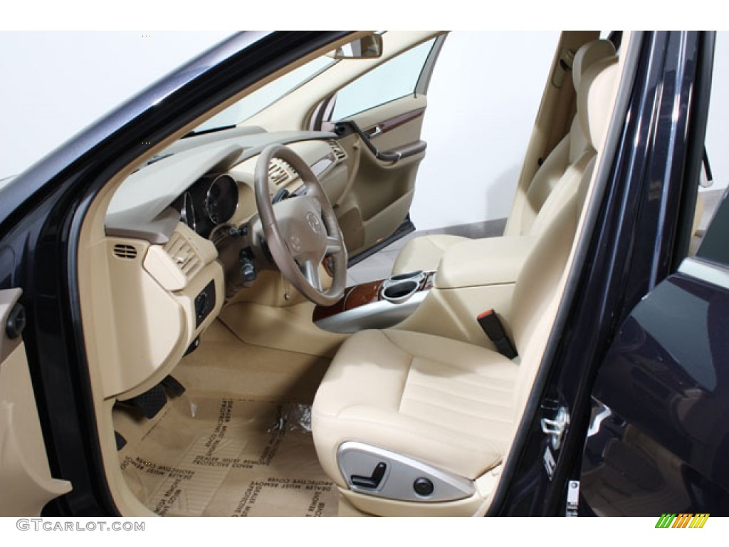 Macadamia Interior 2009 Mercedes-Benz R 350 4Matic Photo #59206883