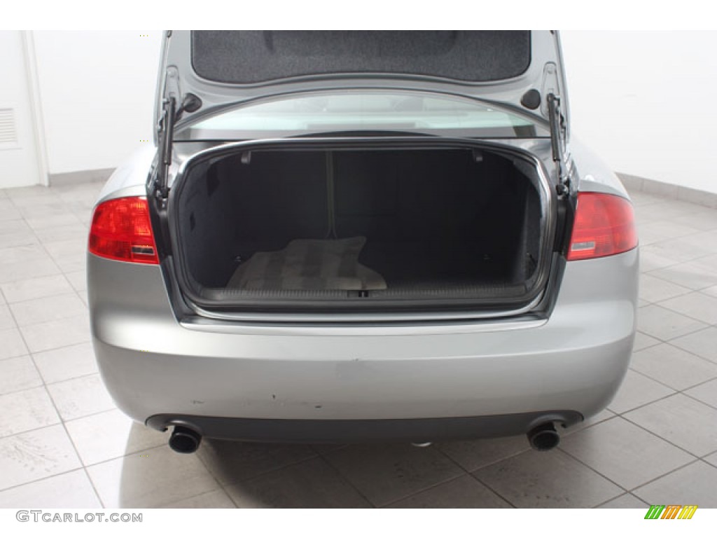 2005 Audi A4 2.0T quattro Sedan Trunk Photo #59207210