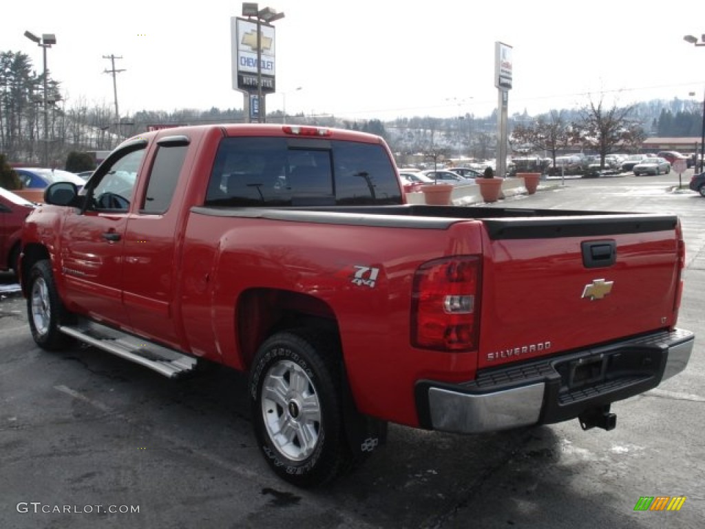 2009 Silverado 1500 LT Extended Cab 4x4 - Victory Red / Ebony photo #5