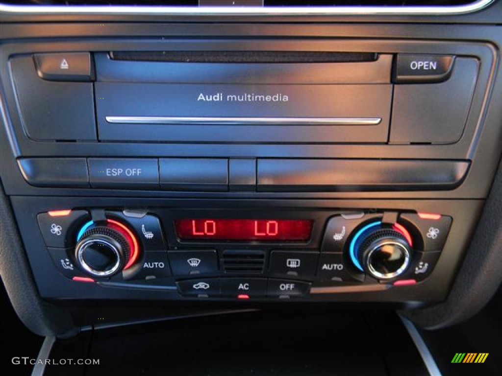 2010 Audi A5 2.0T quattro Cabriolet Controls Photo #59219946
