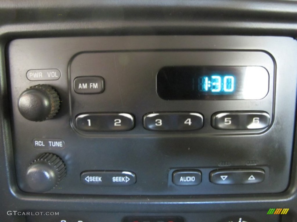 2006 Sierra 1500 SL Regular Cab - Silver Birch Metallic / Dark Pewter photo #12