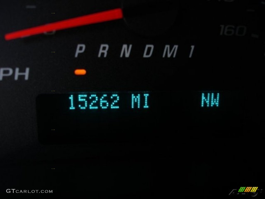 2011 Express 2500 Work Van - Summit White / Medium Pewter photo #14