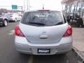 Brillant Silver - Versa 1.8 S Hatchback Photo No. 6