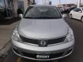 Brillant Silver - Versa 1.8 S Hatchback Photo No. 12