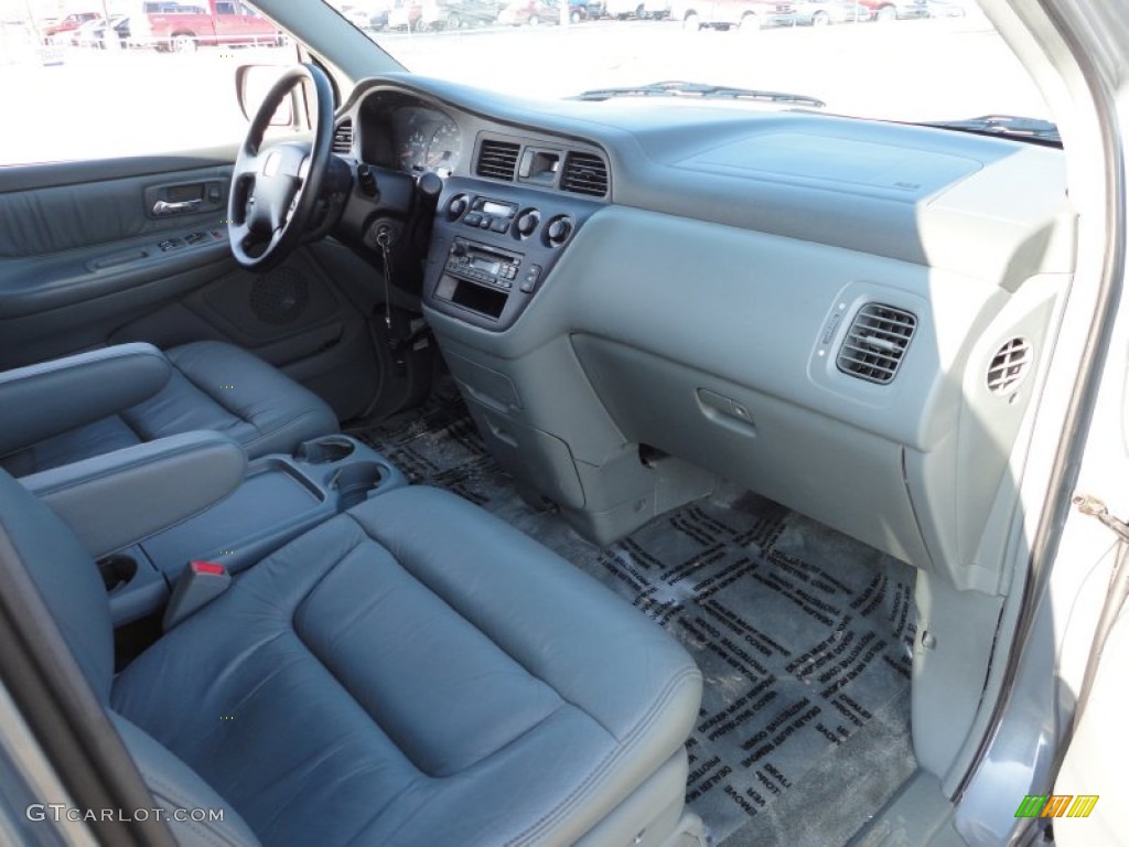 2002 Honda Odyssey EX-L Dashboard Photos