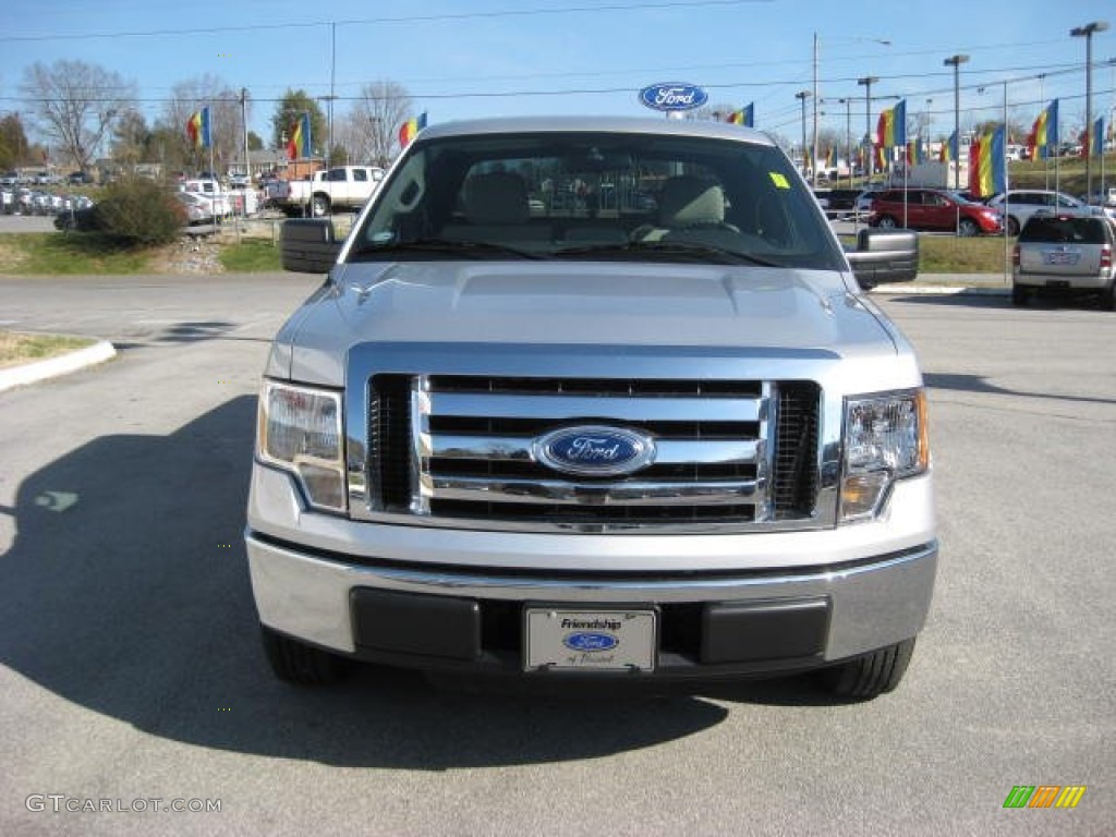 2010 F150 XLT SuperCab - Ingot Silver Metallic / Medium Stone photo #3
