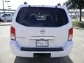 2006 Avalanche White Nissan Pathfinder LE  photo #4