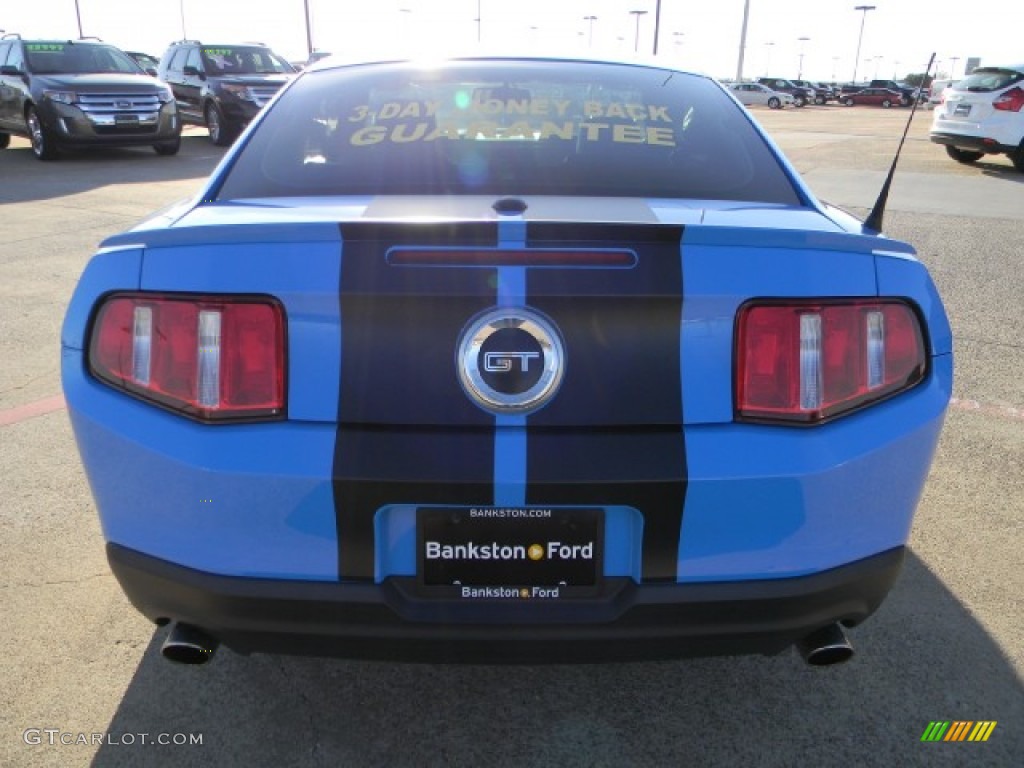 2010 Mustang GT Premium Coupe - Grabber Blue / Charcoal Black photo #4
