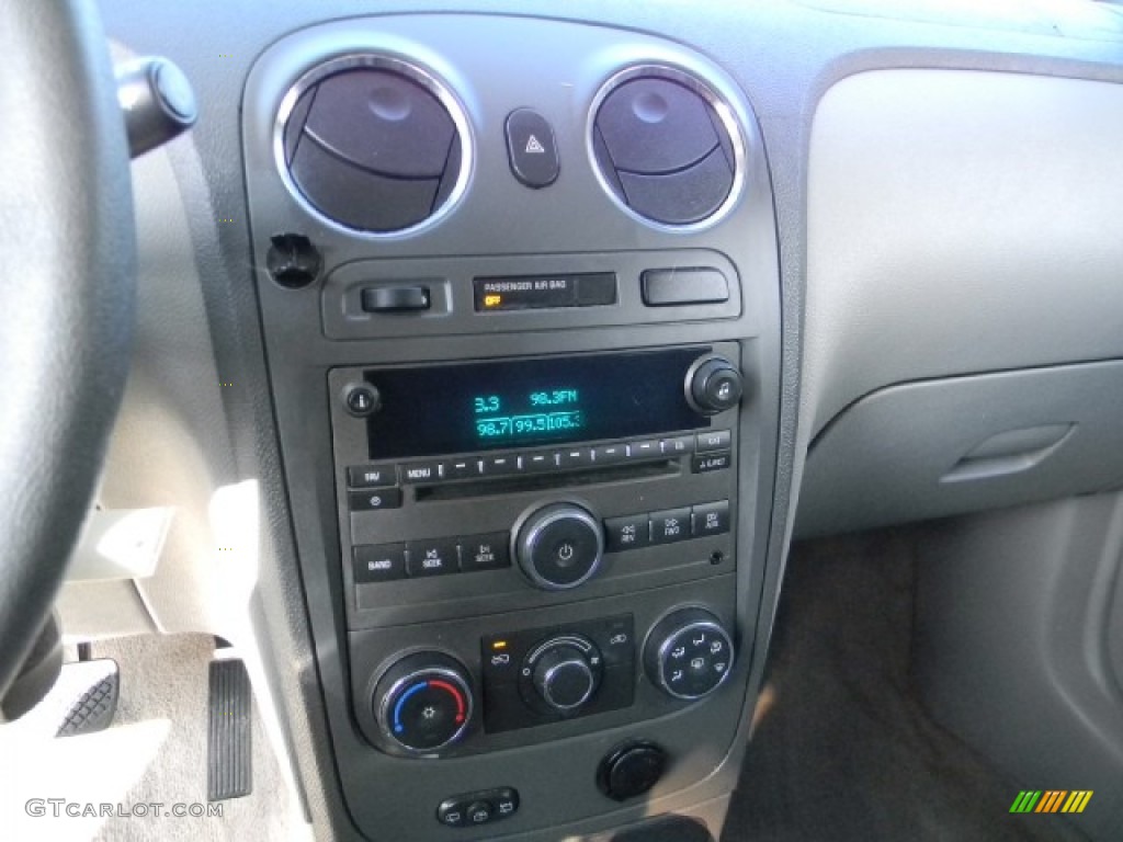 2006 Chevrolet HHR LT Controls Photo #59237569