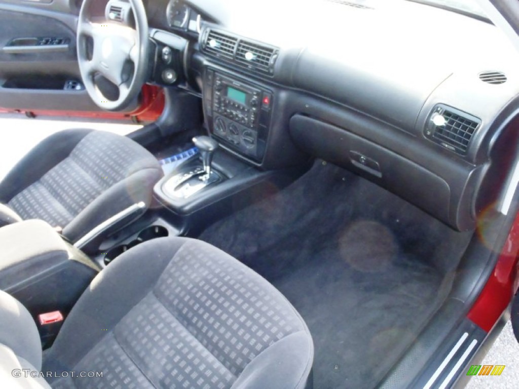 2003 Passat GLS Sedan - Colorado Red Pearl / Grey photo #14
