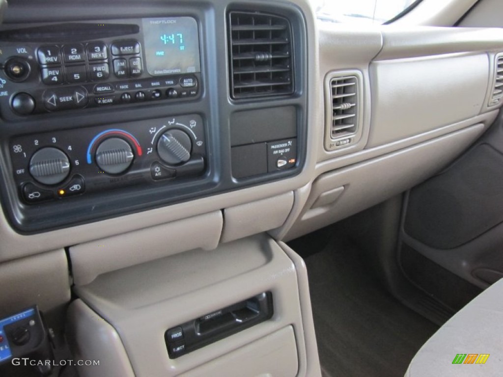 2001 Silverado 2500HD LS Extended Cab - Dark Carmine Red Metallic / Tan photo #17