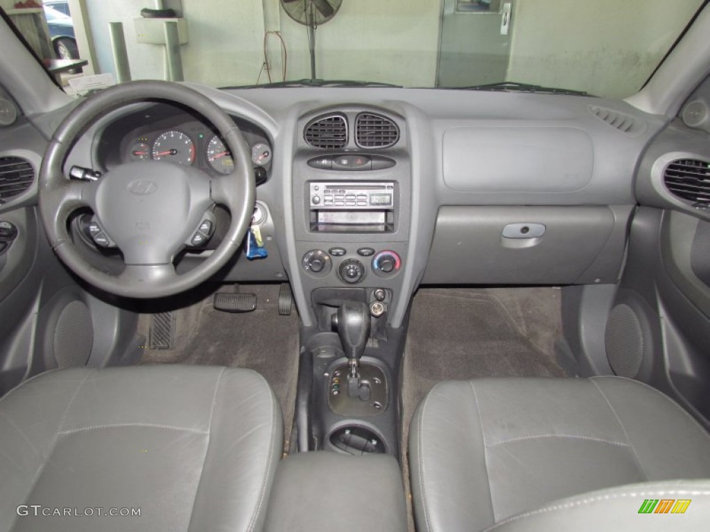 2001 Santa Fe GLS V6 - Obsidian Black / Gray photo #13