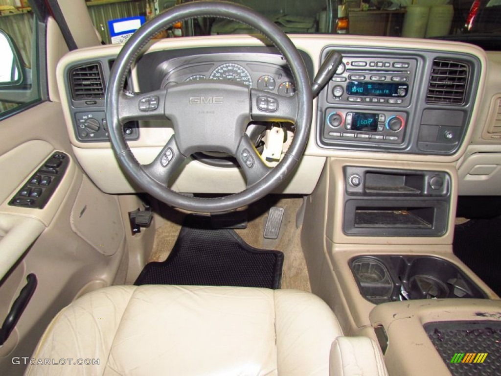 2003 GMC Yukon XL SLT Dashboard Photos