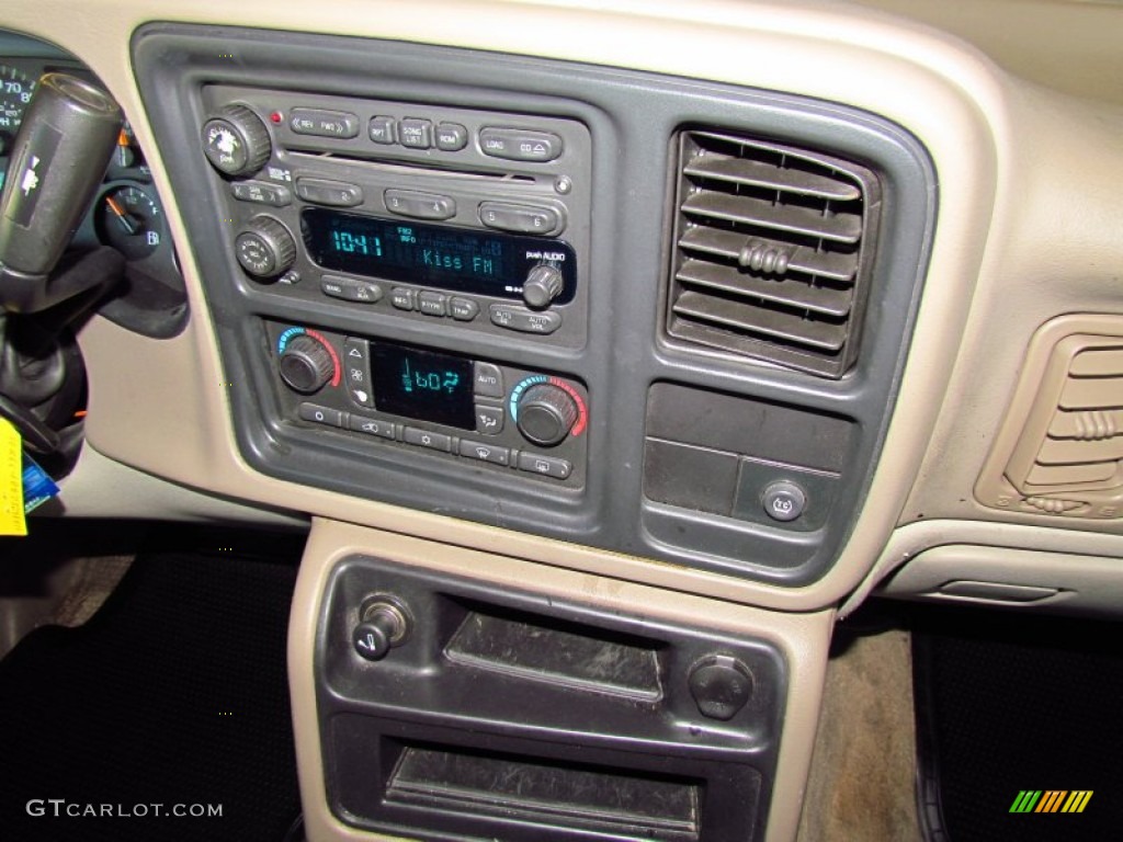 2003 GMC Yukon XL SLT Controls Photo #59241654