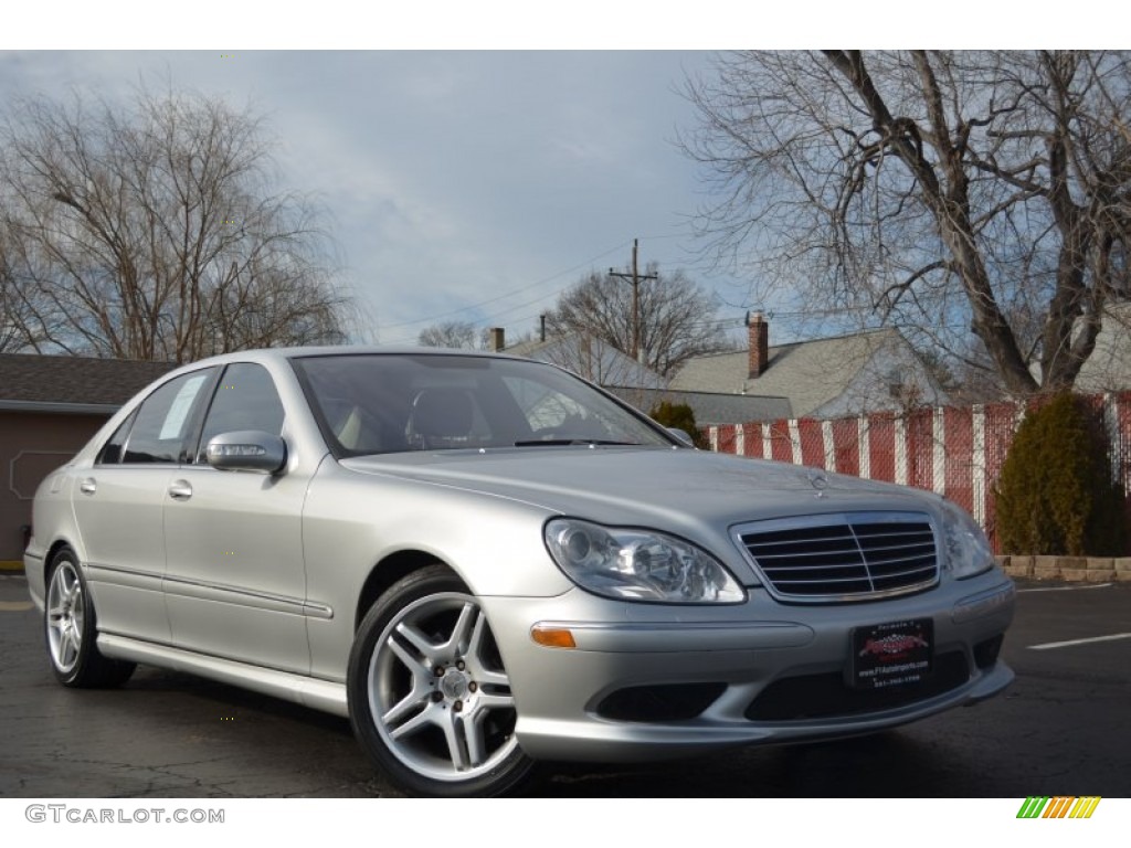 Brilliant Silver Metallic Mercedes-Benz S