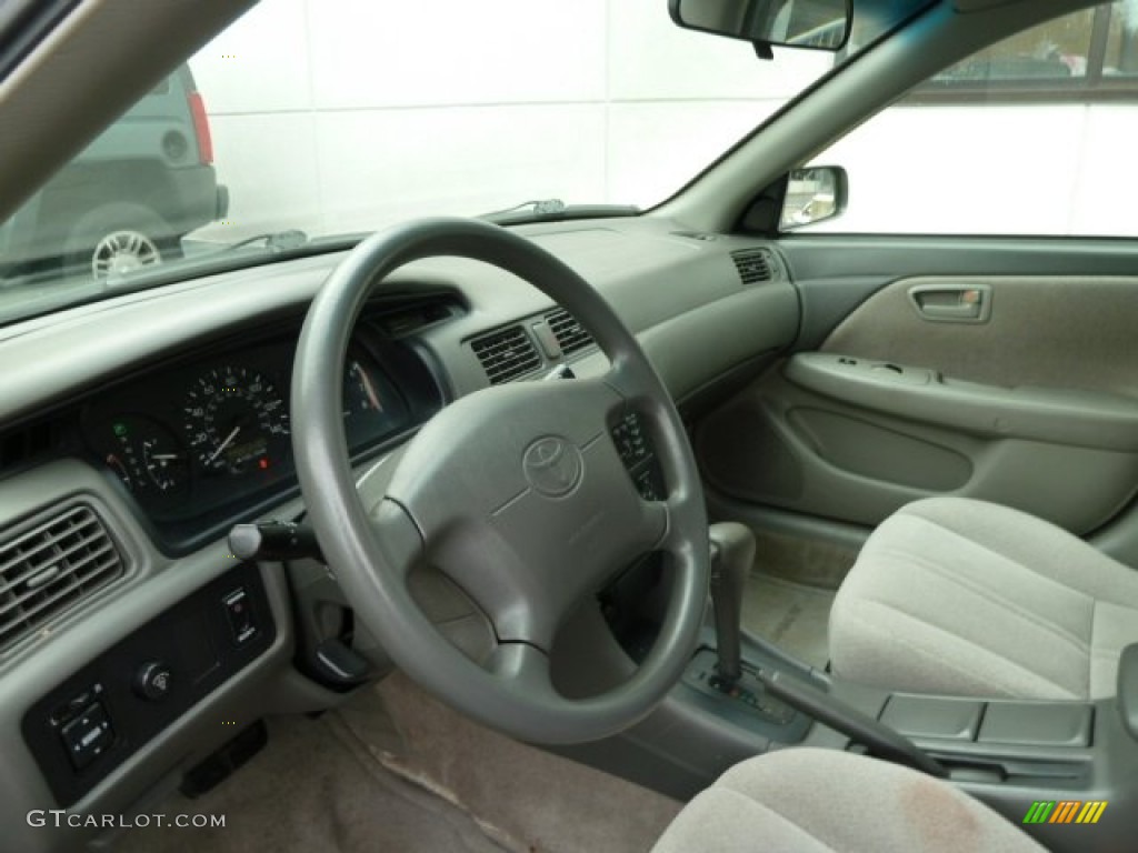 2001 Camry LE - Antique Sage Pearl / Gray photo #16