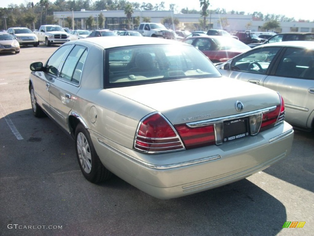 2004 Grand Marquis GS - Gold Ash Metallic / Medium Parchment photo #2