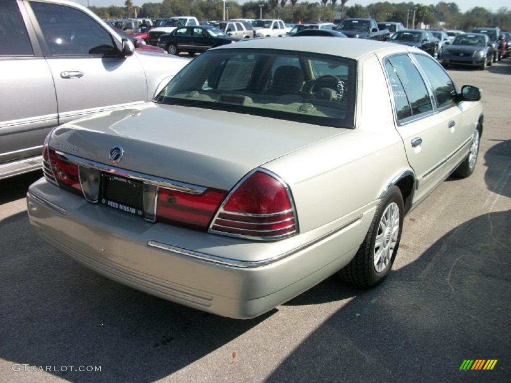2004 Grand Marquis GS - Gold Ash Metallic / Medium Parchment photo #4