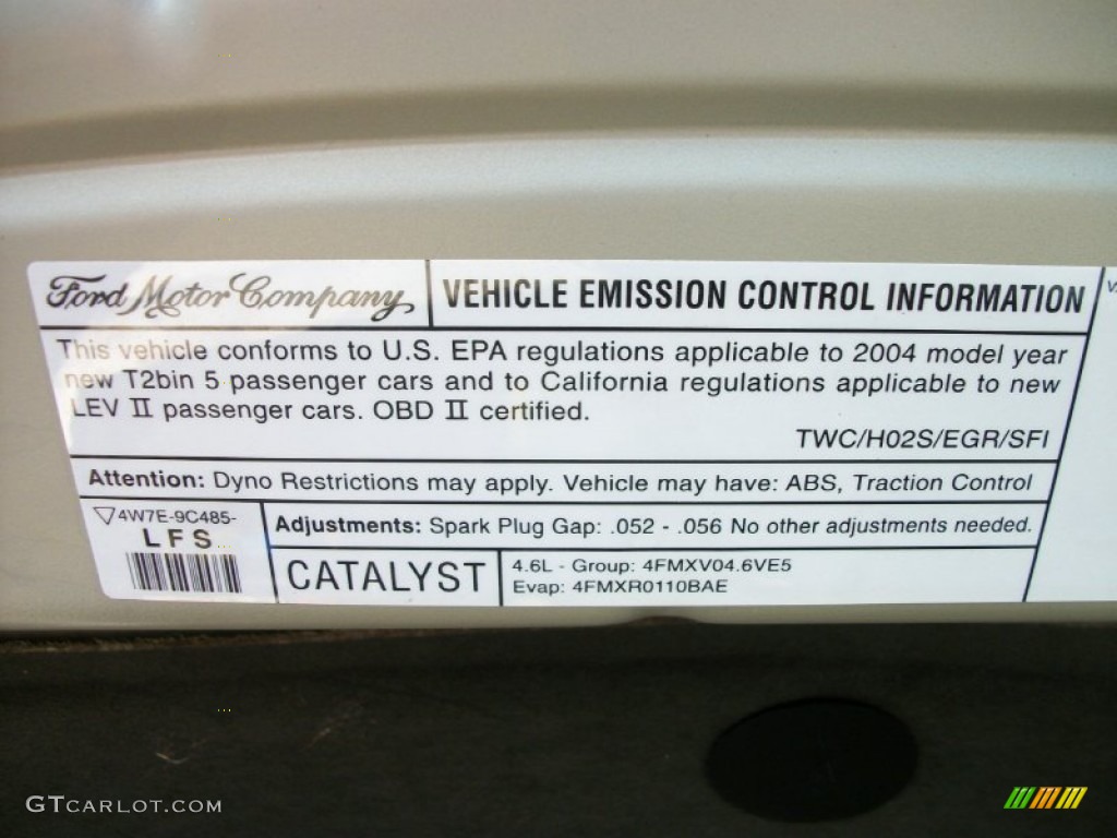 2004 Grand Marquis GS - Gold Ash Metallic / Medium Parchment photo #13