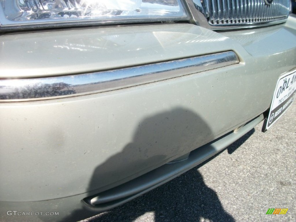 2004 Grand Marquis GS - Gold Ash Metallic / Medium Parchment photo #16