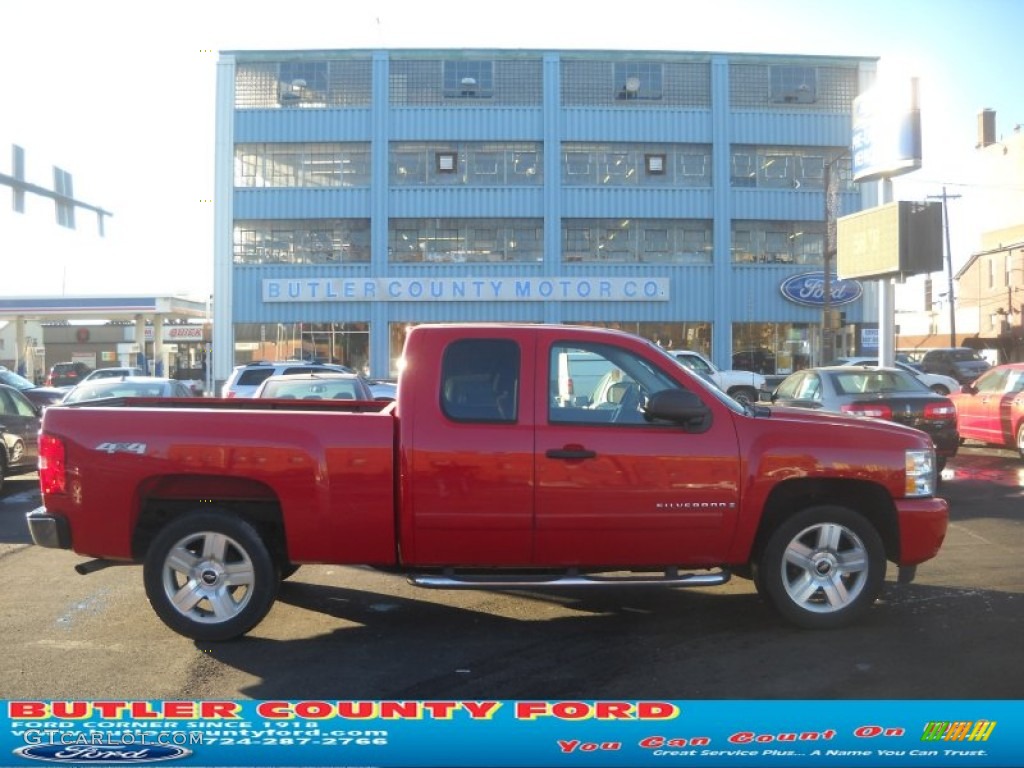 2008 Silverado 1500 LT Extended Cab 4x4 - Victory Red / Ebony photo #1