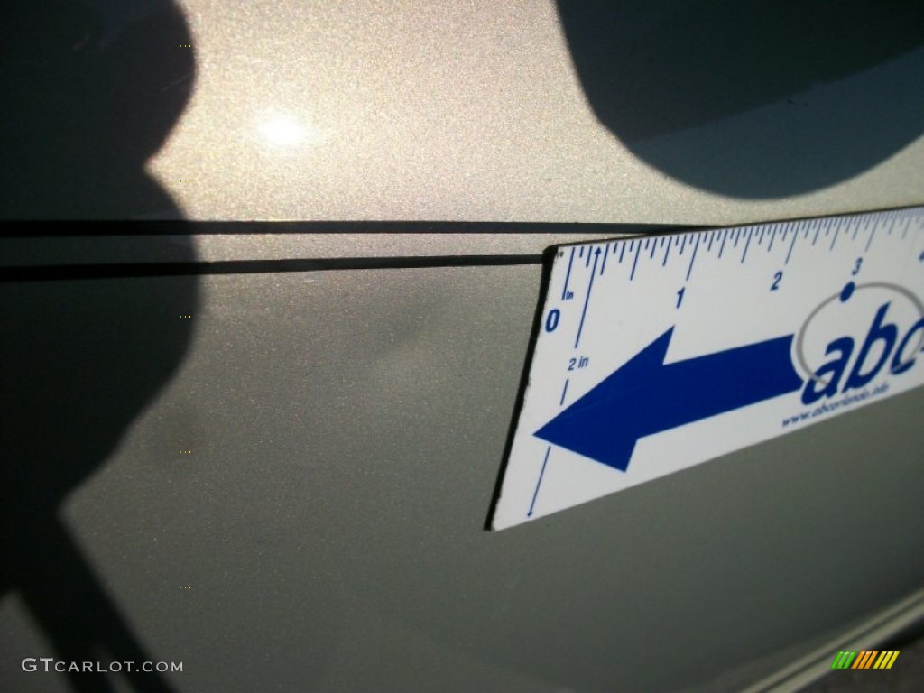 2004 Grand Marquis GS - Gold Ash Metallic / Medium Parchment photo #20