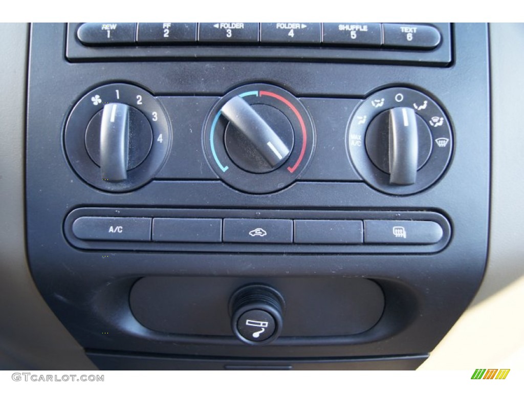 2006 F150 XLT SuperCrew 4x4 - Dark Toreador Red Metallic / Tan photo #31