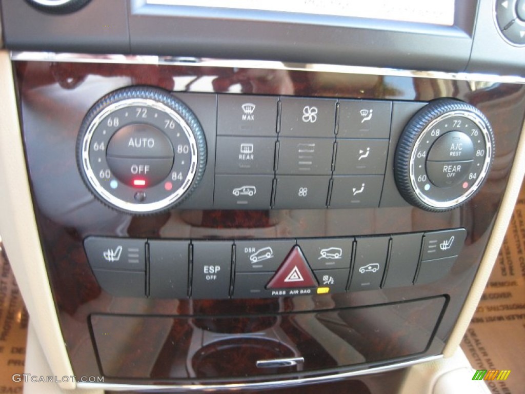 2010 Mercedes-Benz GL 450 4Matic Controls Photo #59253065